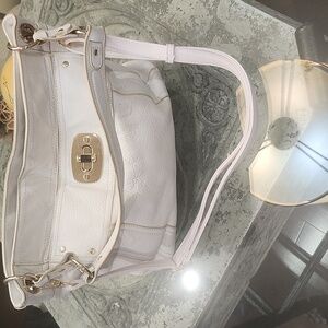 Elegant Danier LARGE White Leather Shoulder Bag Purse